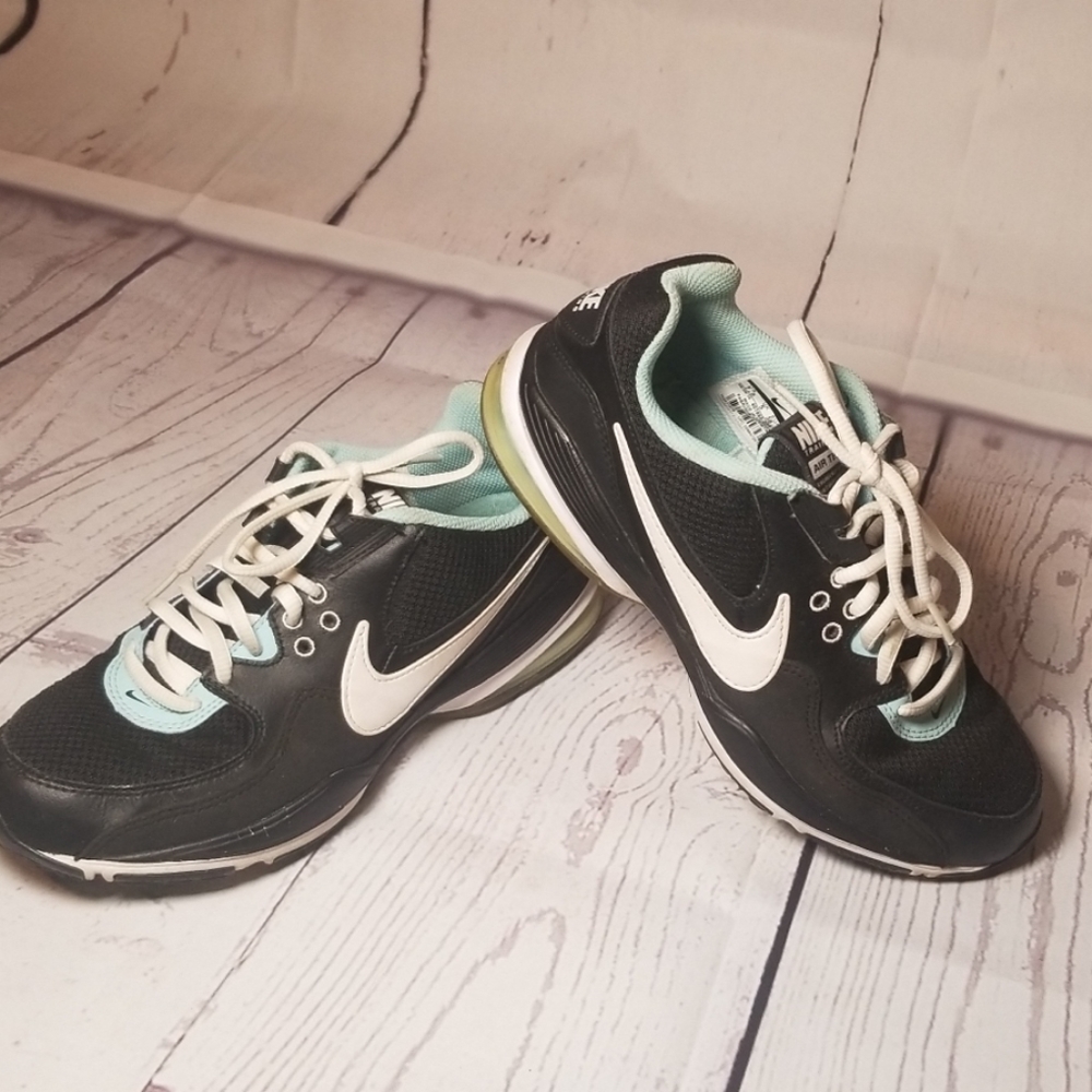 Nike Women's Trainer Max Air Team shoes Sz 7.5